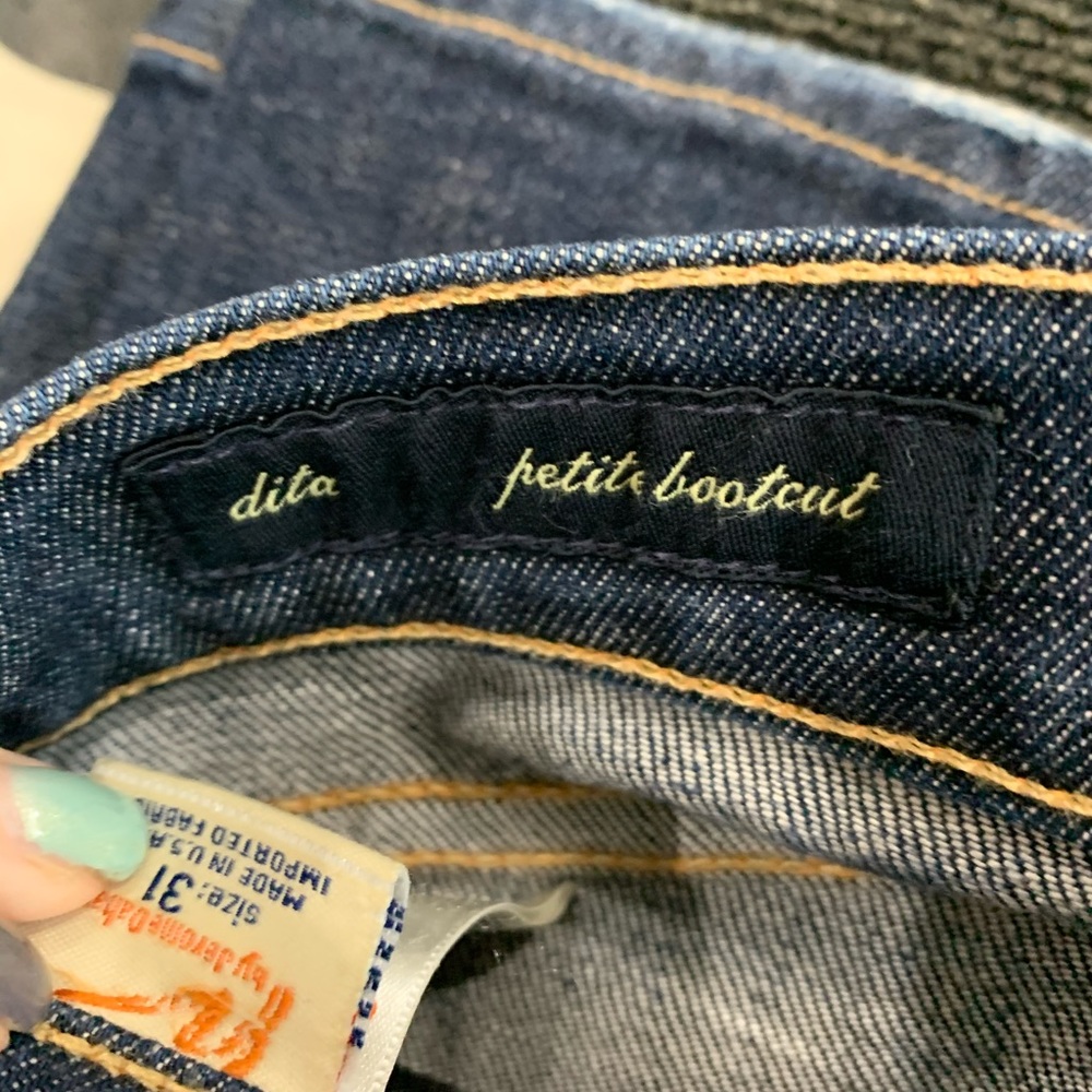 Jeans - Picture 4 of 4